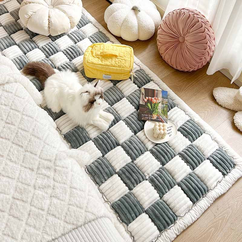 Cream Large Plaid Square Fuzzy Pet Dog Mat Bed - Comfortable Chenille Couch Cover for Home Decor